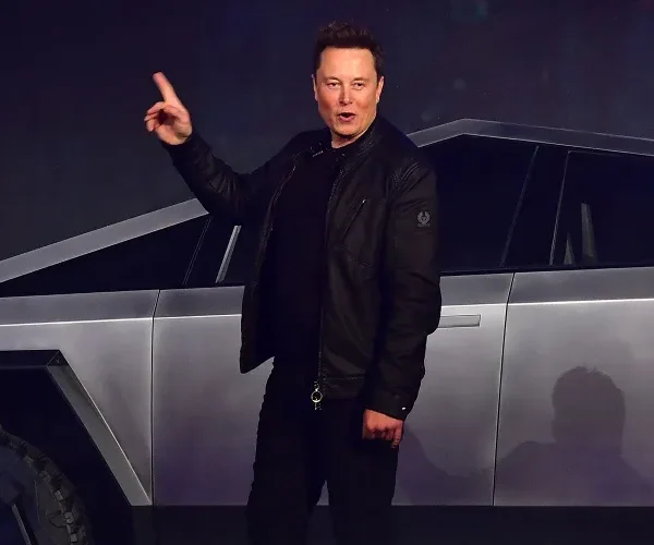 Elon Musk Set to Become World’s First Trillionaire After Tesla’s Landmark Vote